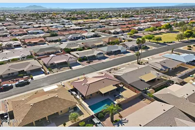 8232 E Nido Avenue, Mesa, AZ 85209 - Photo 7