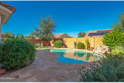 26254 W Via Del Sol Drive, Buckeye, AZ 85396 - Photo 9