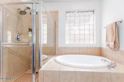 2012 W Chimney Rock Road, Phoenix, AZ 85085 - Photo 19