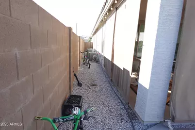 541 S 201st Avenue, Buckeye, AZ 85326 - Photo 13