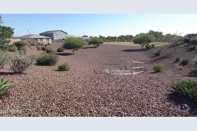 541 S 201st Avenue, Buckeye, AZ 85326 - Photo 5