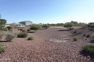 541 S 201st Ave, Buckeye, AZ 85326 - Photo 5