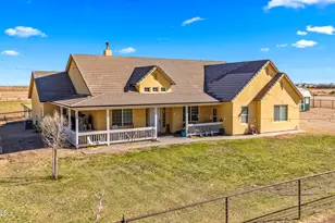 242 S Bethany Pl, Casa Grande, AZ 85194 - Photo 1