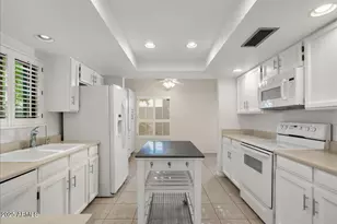 5142 N 79th Pl, Scottsdale, AZ 85250 - Photo 13