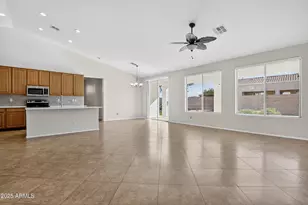 18711 E Raven Dr, Queen Creek, AZ 85142 - Photo 9