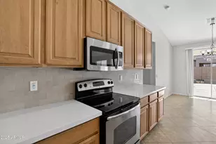 18711 E Raven Dr, Queen Creek, AZ 85142 - Photo 11