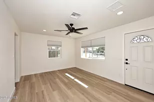 1136 E Eva St, Phoenix, AZ 85020 - Photo 7