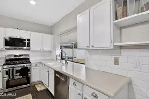 1202 W Iris Dr, Gilbert, AZ 85233 - Photo 9