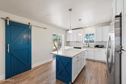 1939 E Alameda Drive, Tempe, AZ 85282 - Photo 9