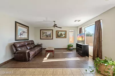 2527 W Tamarisk Avenue, Phoenix, AZ 85041 - Photo 7