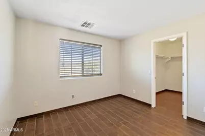 2527 W Tamarisk Avenue, Phoenix, AZ 85041 - Photo 15