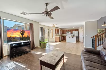 2527 W Tamarisk Avenue, Phoenix, AZ 85041 - Photo 9