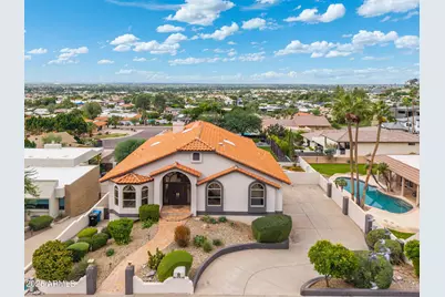 7242 N 23rd Place, Phoenix, AZ 85020 - Photo 3