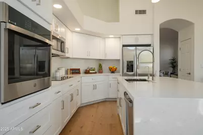 8100 E Camelback Road #175, Scottsdale, AZ 85251 - Photo 5