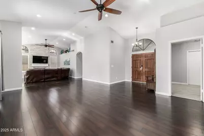 1147 W Newport Beach Drive, Gilbert, AZ 85233 - Photo 9