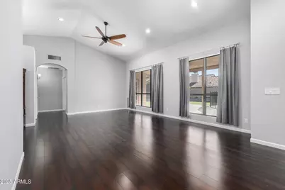 1147 W Newport Beach Drive, Gilbert, AZ 85233 - Photo 7