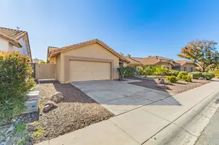 1147 W Newport Beach Dr, Gilbert, AZ 85233 - Photo 3