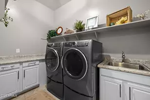 18504 W Monterosa St, Goodyear, AZ 85395 - Photo 15