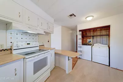 9109 E Country Club Drive, Sun Lakes, AZ 85248 - Photo 7