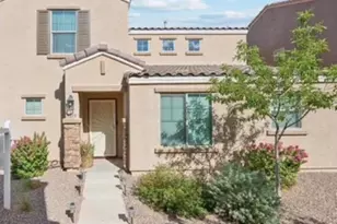 8215 W Albeniz Pl, Phoenix, AZ 85043 - Photo 1