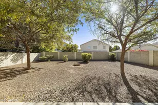 14213 W Gelding Dr, Surprise, AZ 85379 - Photo 25
