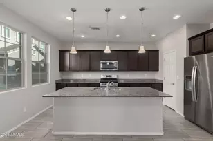 232 N 56th Pl, Mesa, AZ 85205 - Photo 3