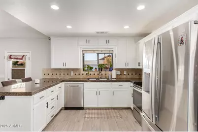 746 N Bermuda --, Mesa, AZ 85205 - Photo 9