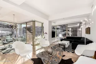 7121 E Rancho Vista Dr, Scottsdale, AZ 85251 - Photo 1