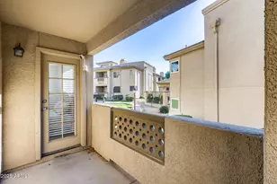 1880 E Morten Ave, Phoenix, AZ 85020 - Photo 25