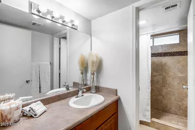 1880 E Morten Avenue #121, Phoenix, AZ 85020 - Photo 11