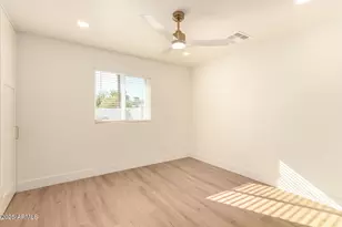 8357 E Monte Vista Rd, Scottsdale, AZ 85257 - Photo 23