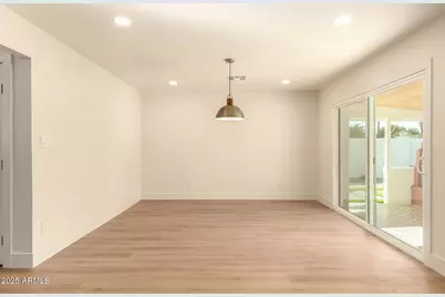 8357 E Monte Vista Road, Scottsdale, AZ 85257 - Photo 11