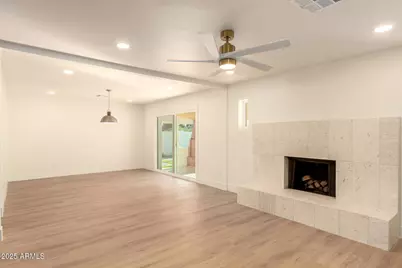 8357 E Monte Vista Road, Scottsdale, AZ 85257 - Photo 9