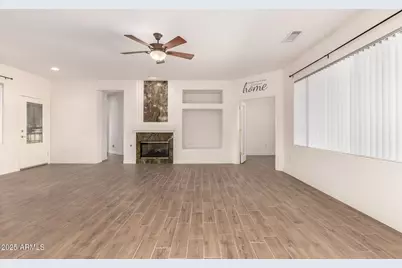 15136 W Cactus Ridge Way, Surprise, AZ 85374 - Photo 5