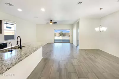 1752 N Hubbard Street, Casa Grande, AZ 85122 - Photo 9