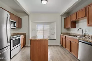 27602 N Denver Hill Dr, Wittmann, AZ 85361 - Photo 11