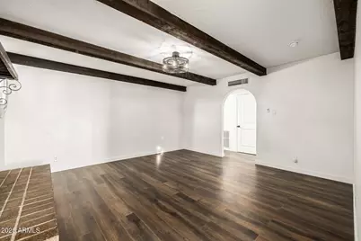 21800 W Eagle Mountain Road, Buckeye, AZ 85326 - Photo 9