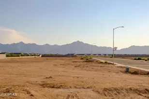 10135 S 51st Ln, Laveen, AZ 85339 - Photo 13