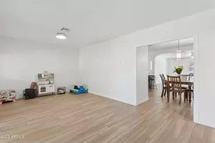 6146 N 18th Ave, Phoenix, AZ 85015 - Photo 17