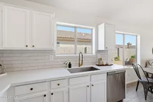 13199 W Alvarado Cir, Goodyear, AZ 85395 - Photo 11