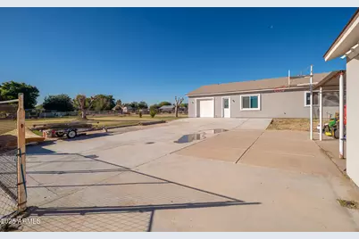 1732 S 175th Drive, Goodyear, AZ 85338 - Photo 31