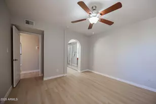 1880 E Morten Ave, Phoenix, AZ 85020 - Photo 11