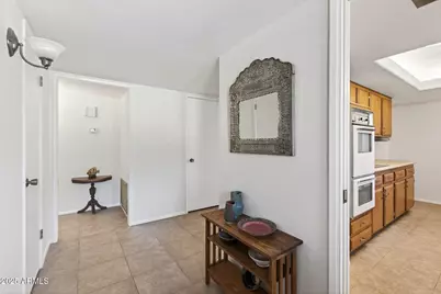 10331 W Prairie Hills Circle W, Sun City, AZ 85351 - Photo 9