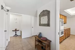 10331 W Prairie Hills Circle W, Sun City, AZ 85351 - Photo 9