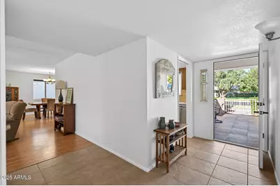 10331 W Prairie Hills Circle W, Sun City, AZ 85351 - Photo 7