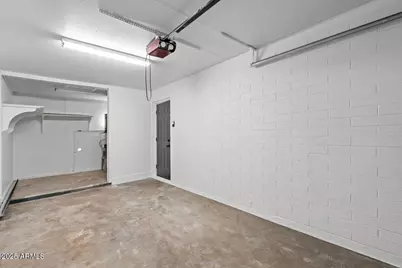 8117 W Whitton Avenue, Phoenix, AZ 85033 - Photo 29