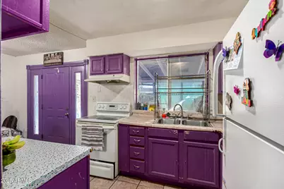 8225 W Earll Drive, Phoenix, AZ 85033 - Photo 13