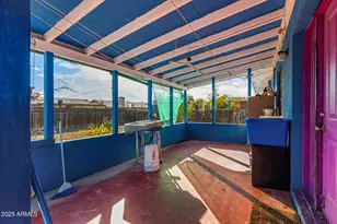 8225 W Earll Dr, Phoenix, AZ 85033 - Photo 23