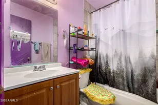 8225 W Earll Dr, Phoenix, AZ 85033 - Photo 21