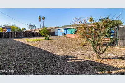 8225 W Earll Drive, Phoenix, AZ 85033 - Photo 29